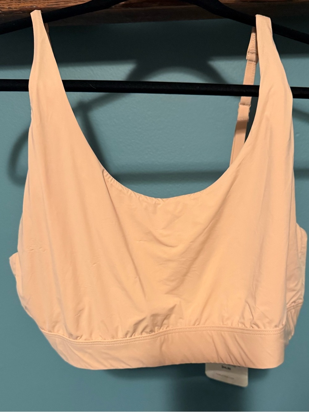 Fabletics Naked Feel Scoop Neck Bralette - Light Peach/Nude